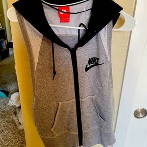 Nike vest